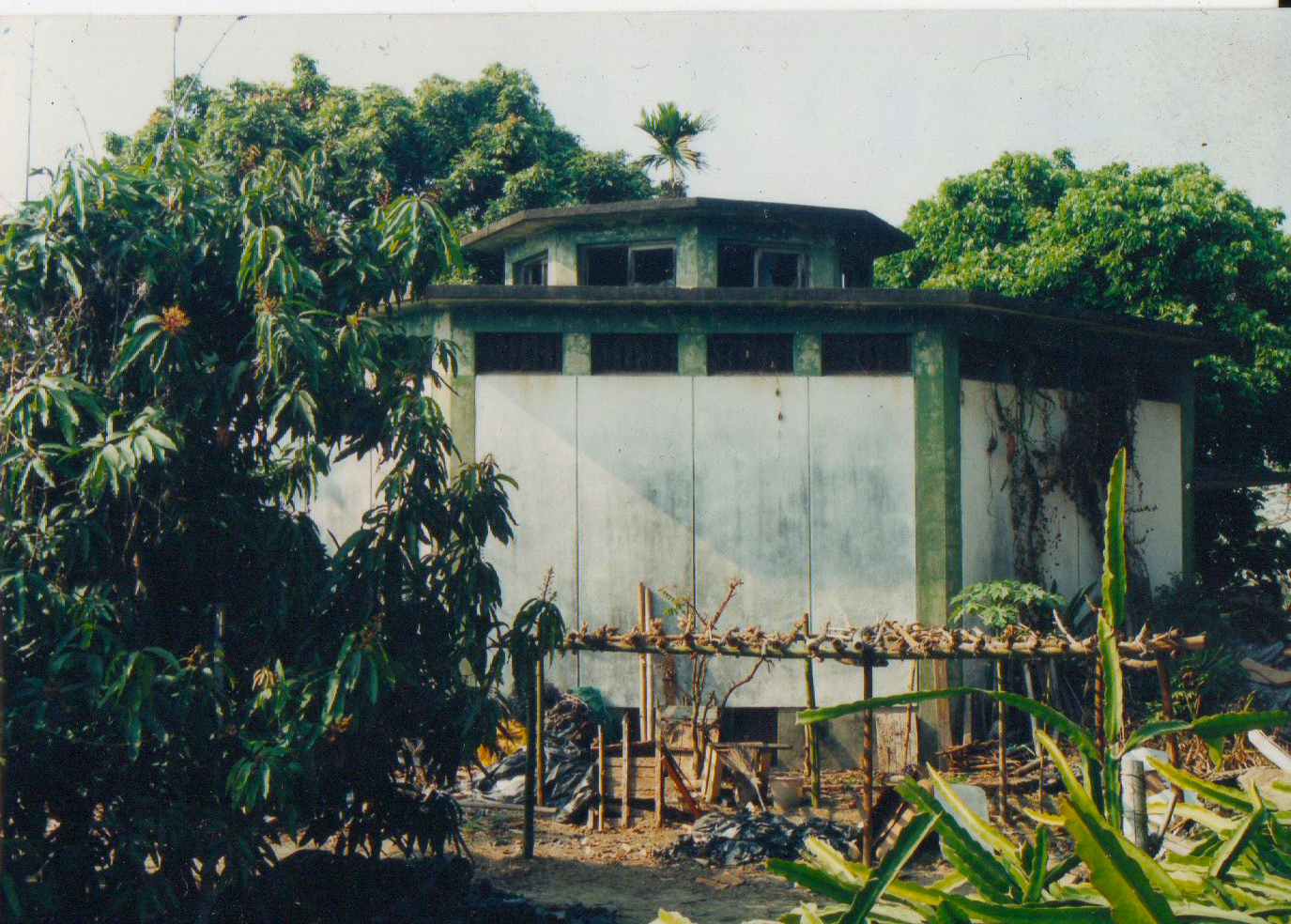 東湖村